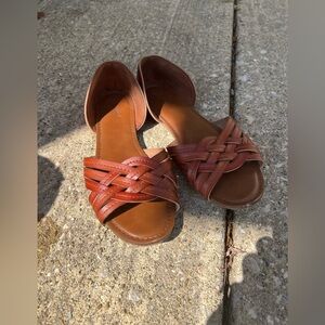 Universal Thread - Cognac slip-on